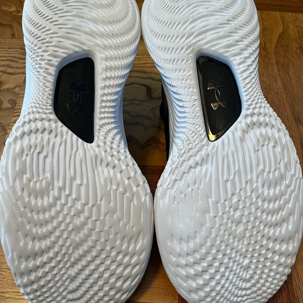 Curry 8 Basketball Sneakers